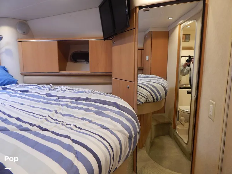 Slide: The Image of Bayliner Avanti 4085 1999 - 16144671