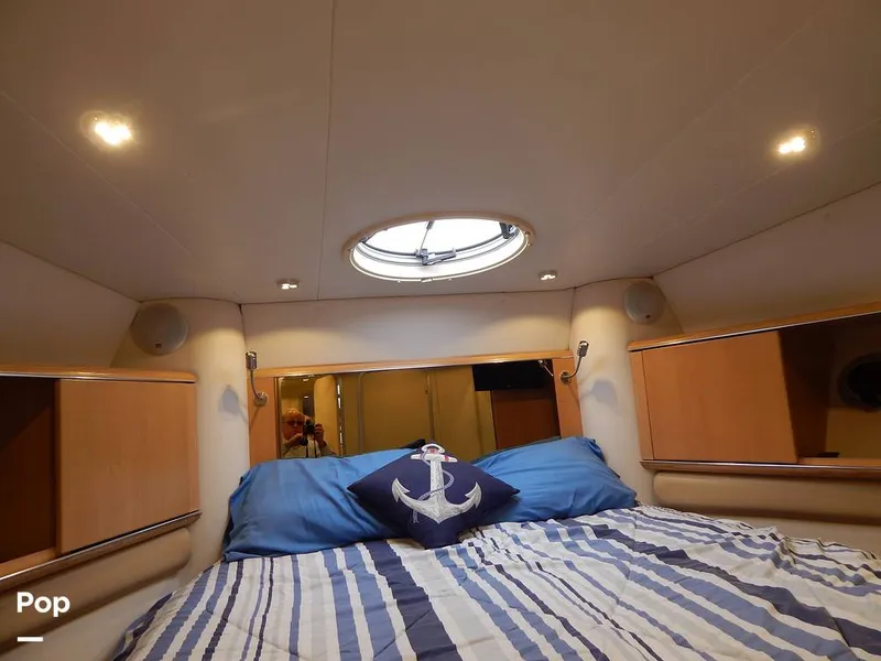 Slide: The Image of Bayliner Avanti 4085 1999 - 16144673