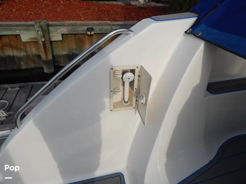 Slide: The Image of Bayliner Avanti 4085 1999 - 16144676