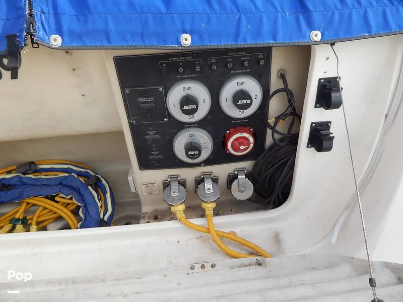 Slide: The Image of Bayliner Avanti 4085 1999 - 16144679