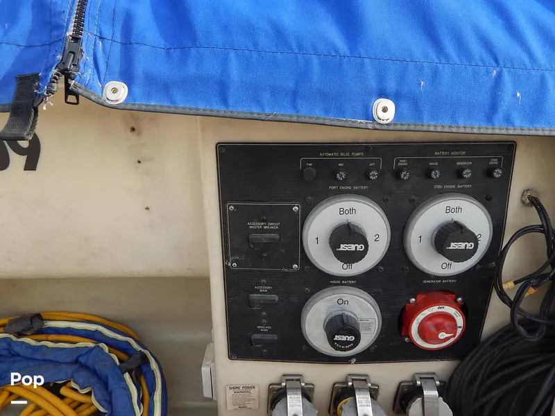 Slide: The Image of Bayliner Avanti 4085 1999 - 16144680