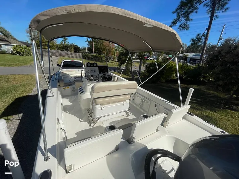 Slide: The Image of NauticStar 211 Angler 2017 - 16164566