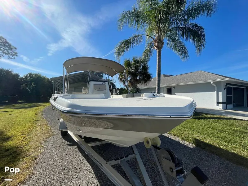 Slide: The Image of NauticStar 211 Angler 2017 - 16164560