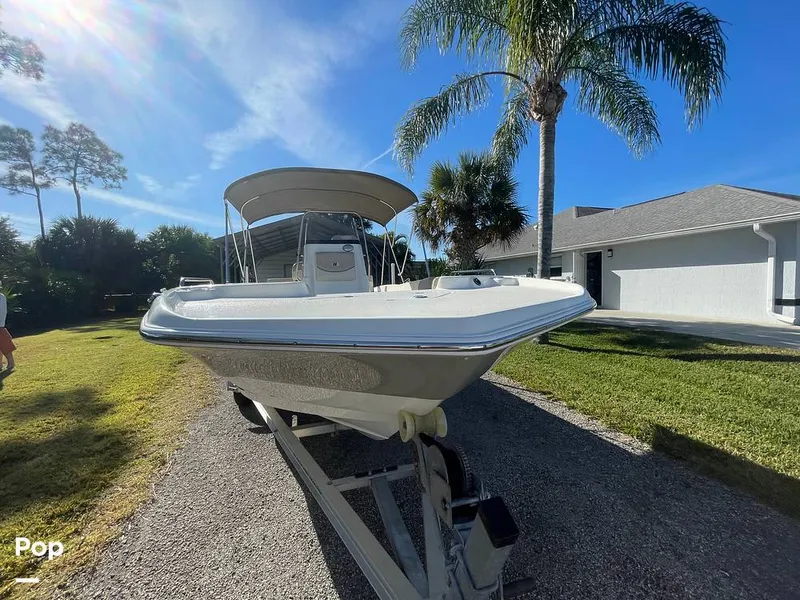 Slide: The Image of NauticStar 211 Angler 2017 - 16164561