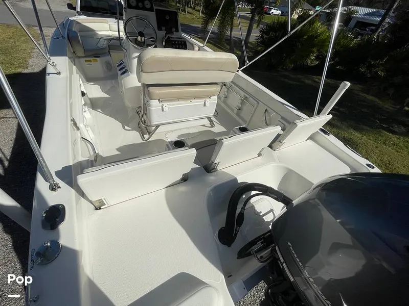 Slide: The Image of NauticStar 211 Angler 2017 - 16164567