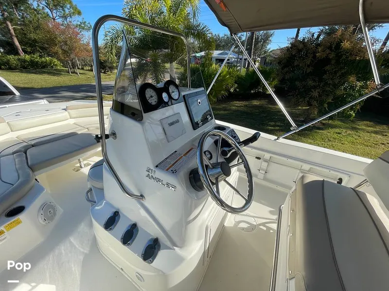 Slide: The Image of NauticStar 211 Angler 2017 - 16164575