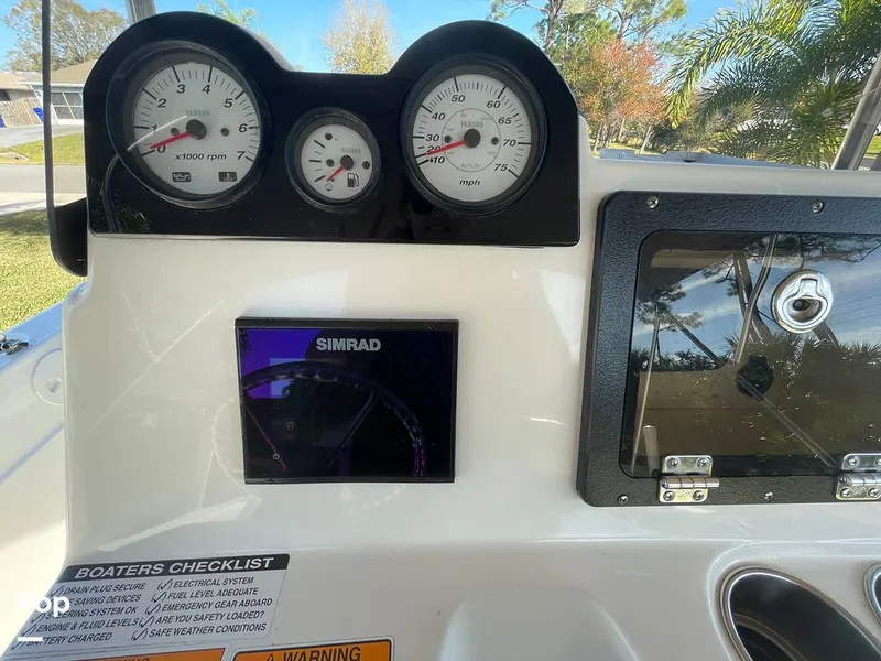 Slide: The Image of NauticStar 211 Angler 2017 - 16164576