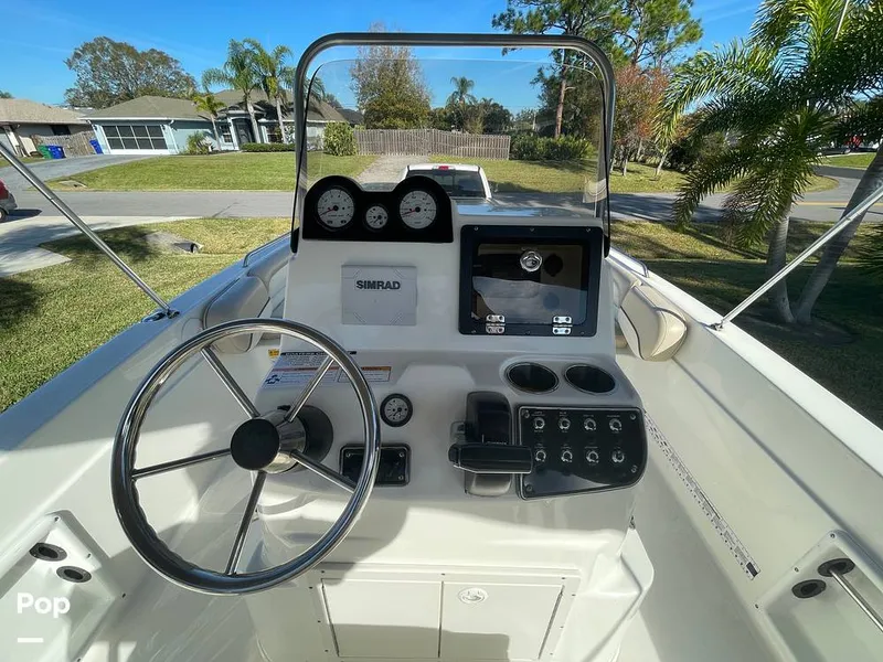 Slide: The Image of NauticStar 211 Angler 2017 - 16164572