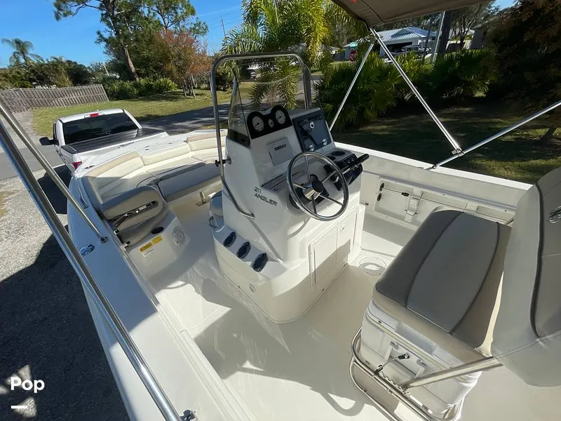 Slide: The Image of NauticStar 211 Angler 2017 - 16164641