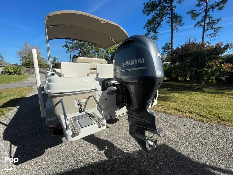 Slide: The Image of NauticStar 211 Angler 2017 - 16164553