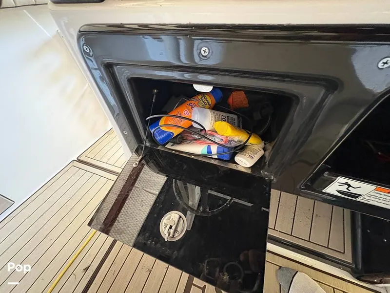 Slide: The Image of Glove Box - 16149555