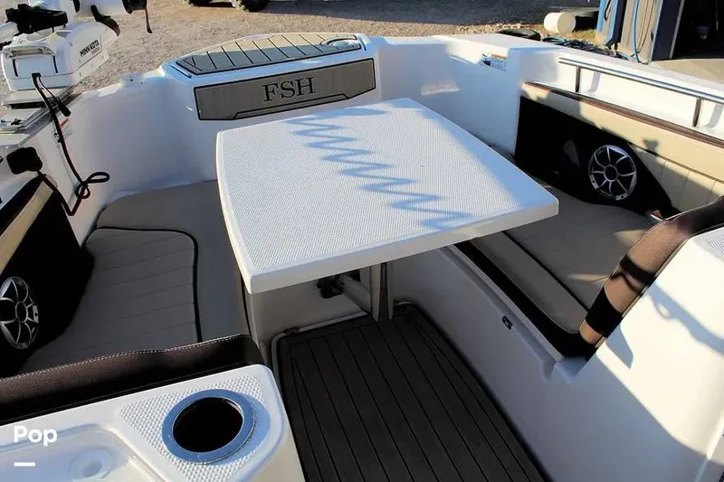 Slide: The Image of Bow Filler/removable Table - 16145414