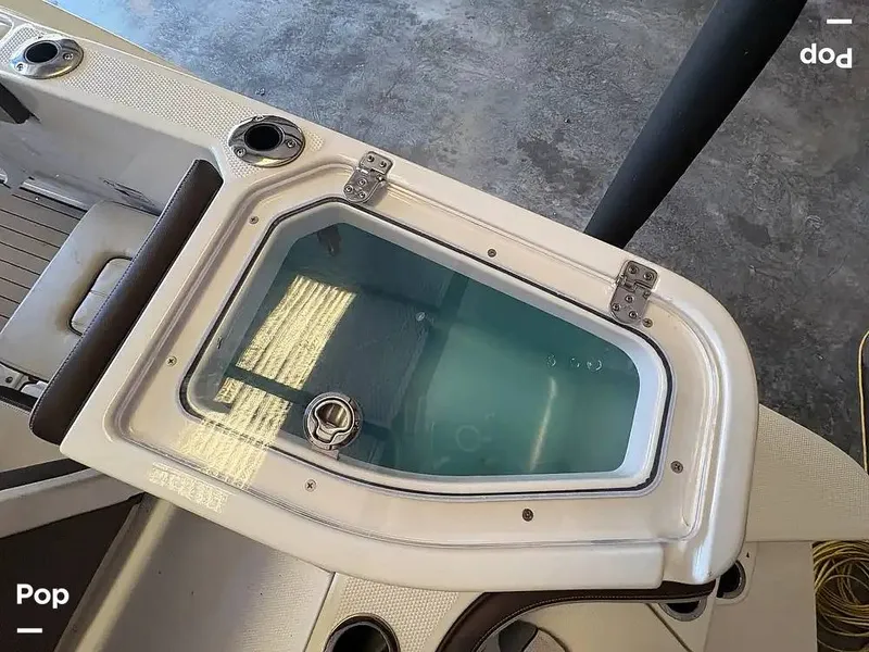 Slide: The Image of Aquarium Live Well - 16160356