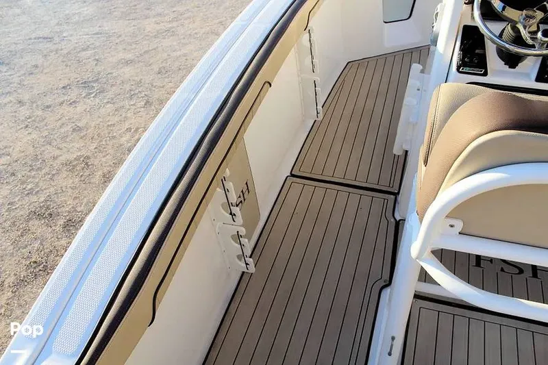 Slide: The Image of Under Gunnel Rod Storage - 16145395