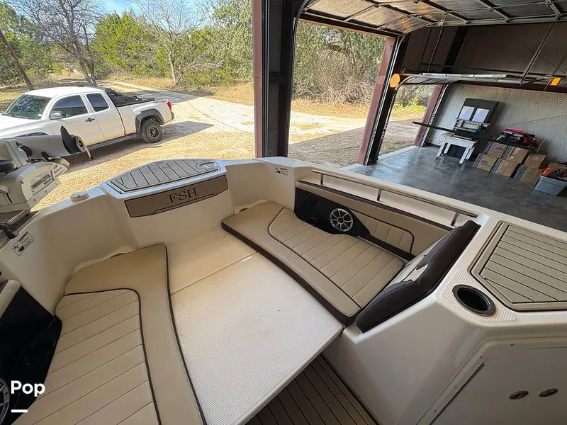 Slide: The Image of Bow Passenger Seating With Storage - 16149474