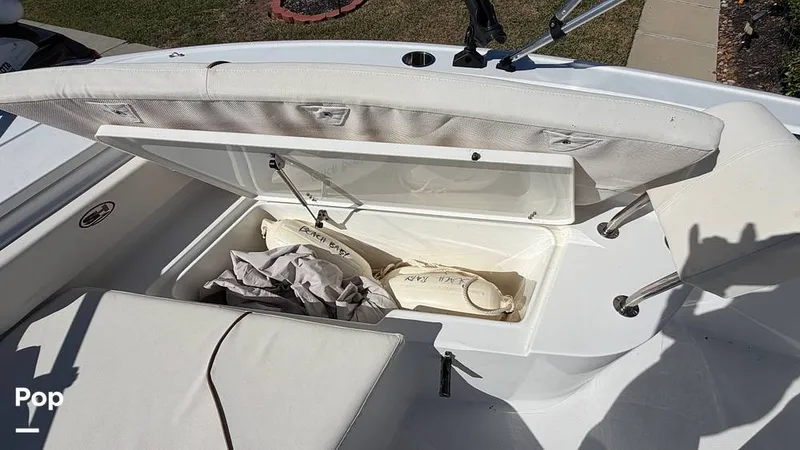 Slide: The Image of Sea Hunt Ultra 229 2022 - 16179644