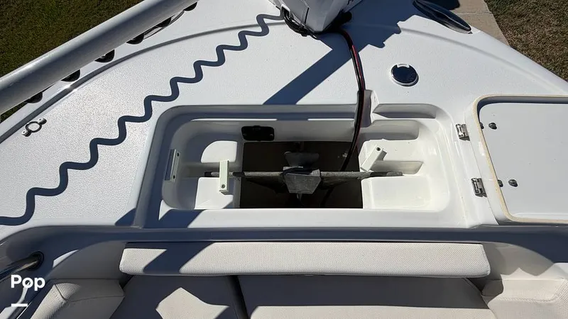 Slide: The Image of Sea Hunt Ultra 229 2022 - 16179646