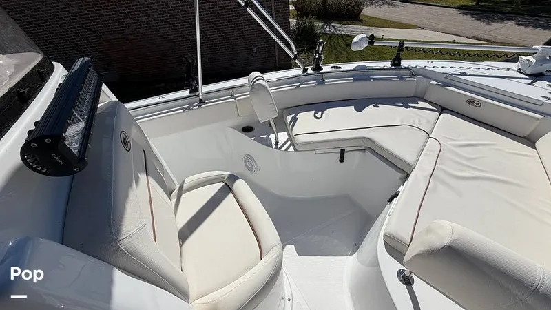 Slide: The Image of Sea Hunt Ultra 229 2022 - 16179652