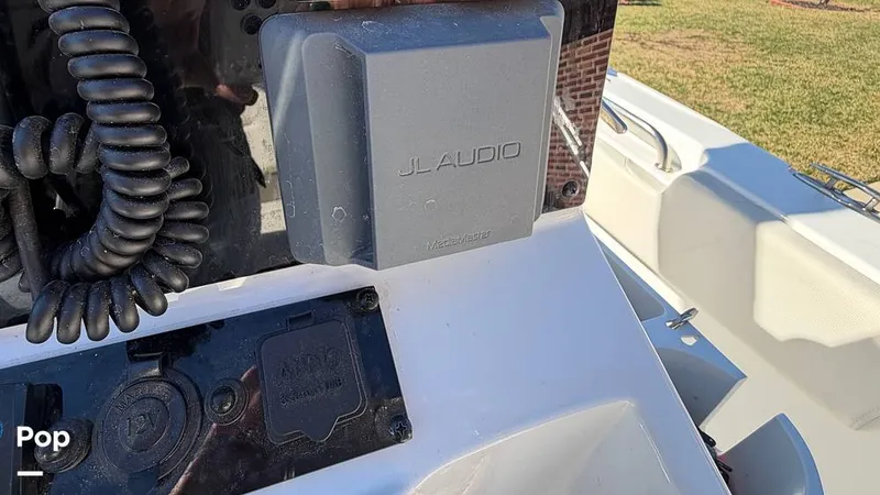 Slide: The Image of Sea Hunt Ultra 229 2022 - 16179660