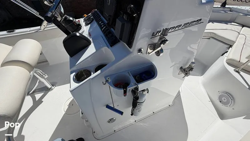 Slide: The Image of Sea Hunt Ultra 229 2022 - 16179663