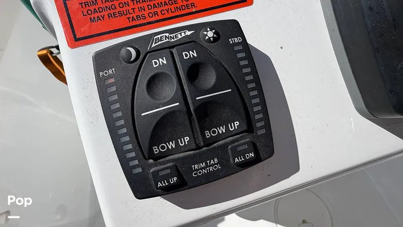 Slide: The Image of Sea Hunt Ultra 229 2022 - 16179668