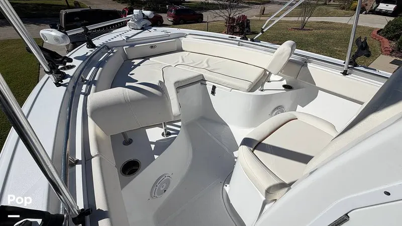 Slide: The Image of Sea Hunt Ultra 229 2022 - 16179654