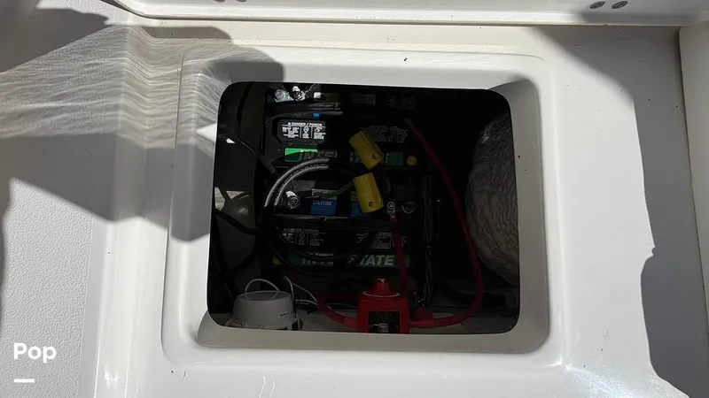 Slide: The Image of Sea Hunt Ultra 229 2022 - 16179682