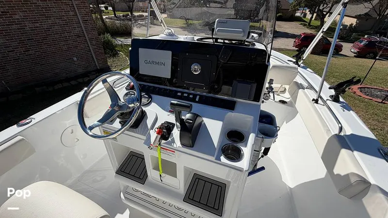 Slide: The Image of Sea Hunt Ultra 229 2022 - 16179673