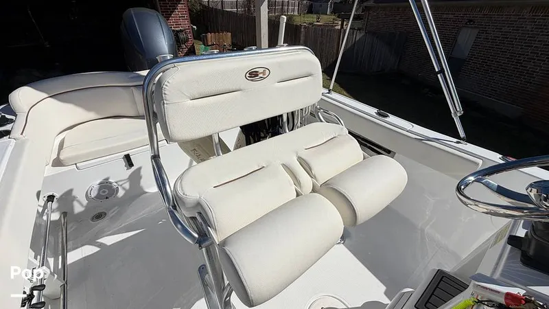 Slide: The Image of Sea Hunt Ultra 229 2022 - 16179674