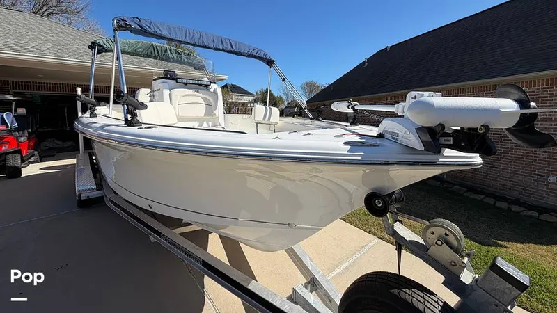 Slide: The Image of Sea Hunt Ultra 229 2022 - 16179718