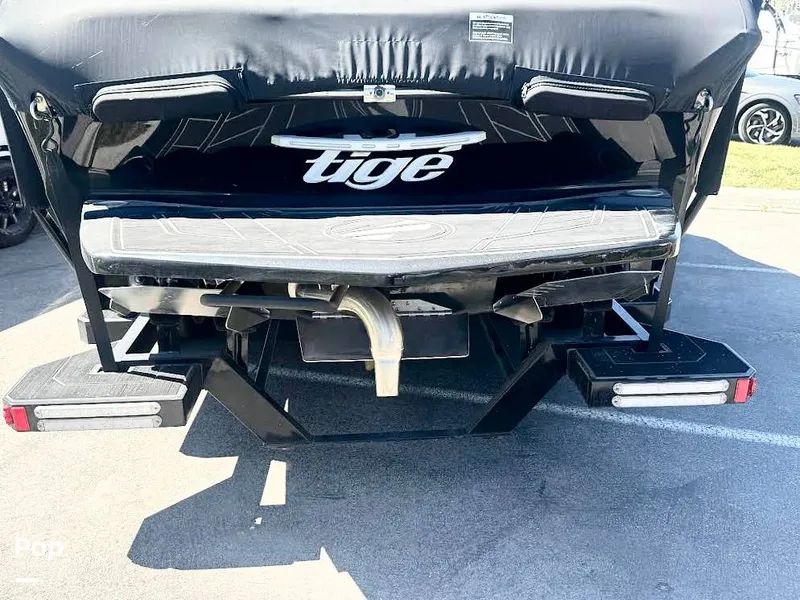 Slide: The Image of Swim Platform - 16303195