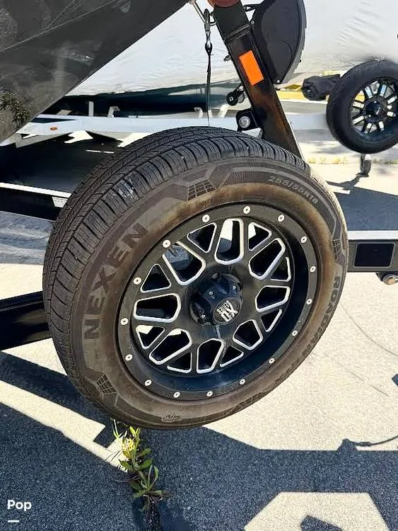 Slide: The Image of Spare Tire Kit - 16303184