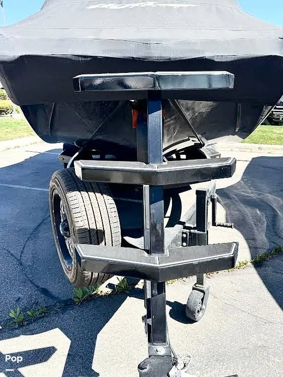 Slide: The Image of Tige 23RZX 2021 - 16303185