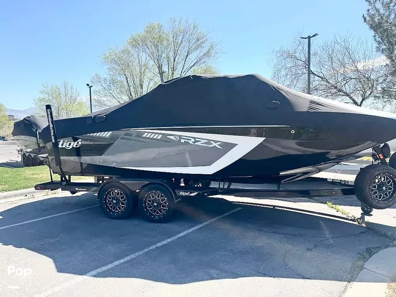 Slide: The Image of Cover - Storage - 16303194