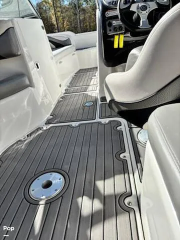 Slide: The Image of Yamaha 212x 2009 - 16292708