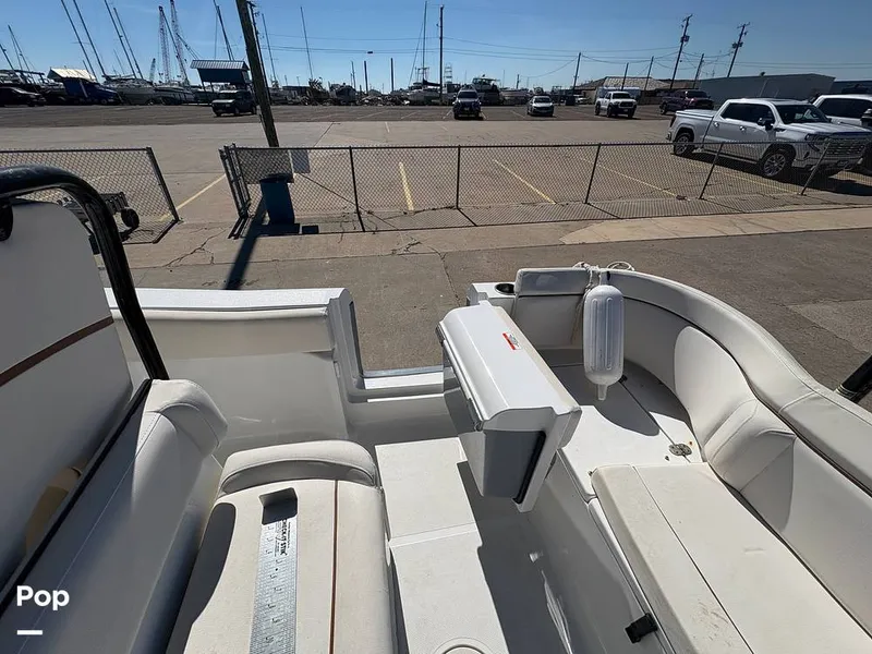 Slide: The Image of Gate - 16211371