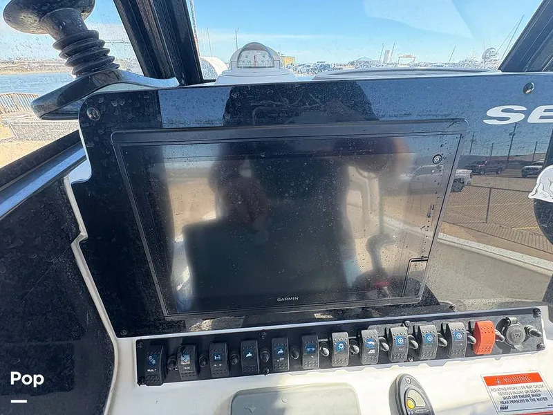 Slide: The Image of Gps/fish Finder/plotter - 16211385