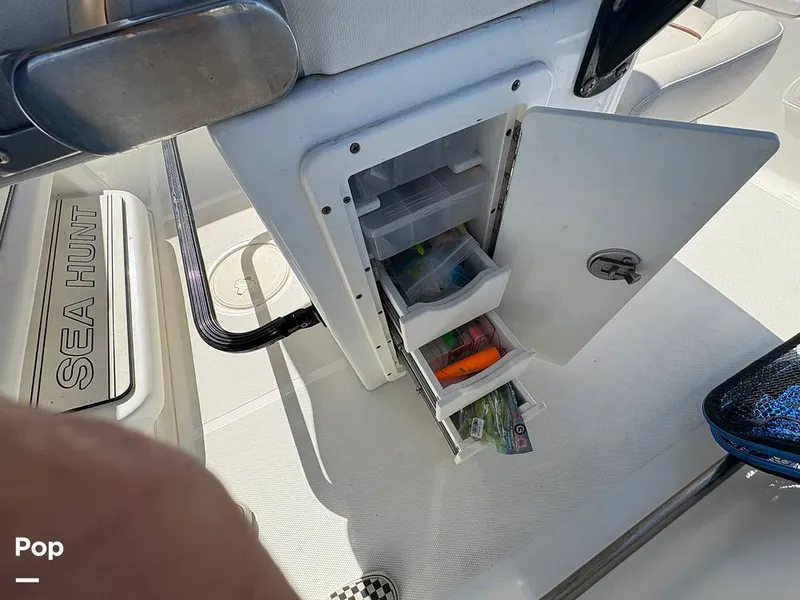 Slide: The Image of Tackel Center - 16211393