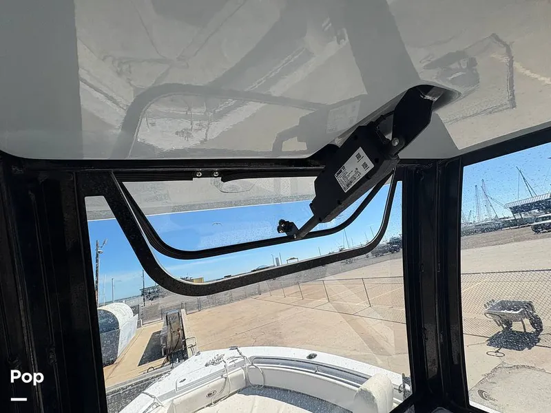 Slide: The Image of Sea Hunt Ultra 235 SE 2020 - 16211396