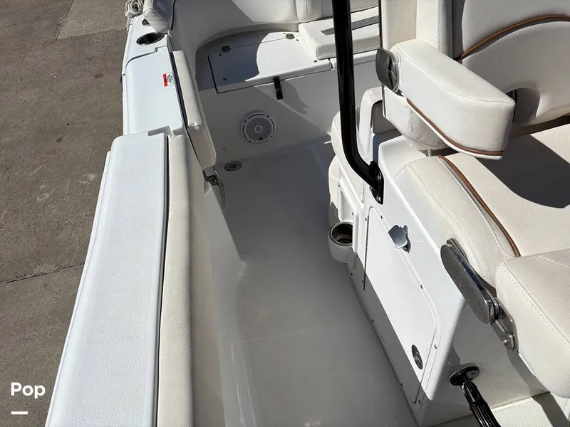 Slide: The Image of Sea Hunt Ultra 235 SE 2020 - 16211414