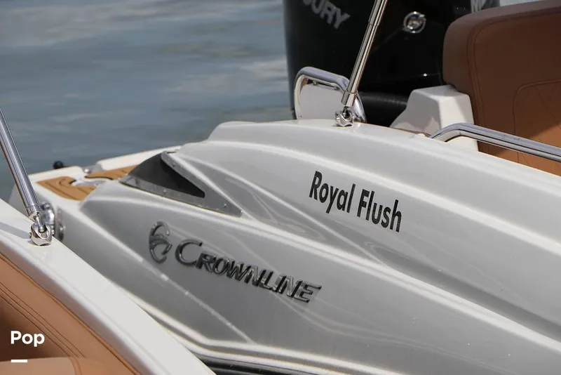 Slide: The Image of Crownline Boats E230XS 2025 - 16324801