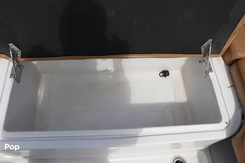 Slide: The Image of Crownline Boats E230XS 2025 - 16324994