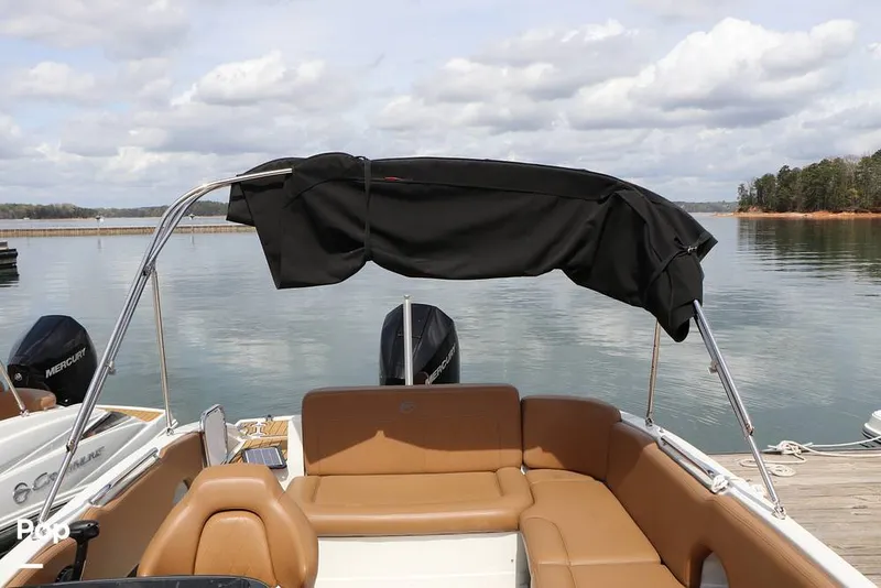 Slide: The Image of Crownline Boats E230XS 2025 - 16325025
