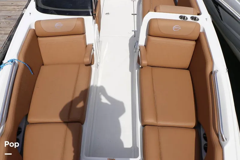 Slide: The Image of Crownline Boats E230XS 2025 - 16324947