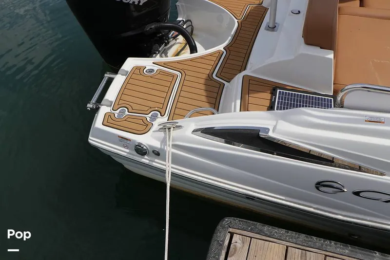 Slide: The Image of Crownline Boats E230XS 2025 - 16324970