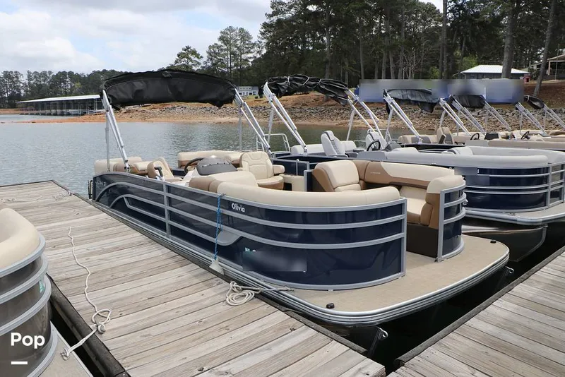 The Image of Lowe SS 230WT 2024 - undefined