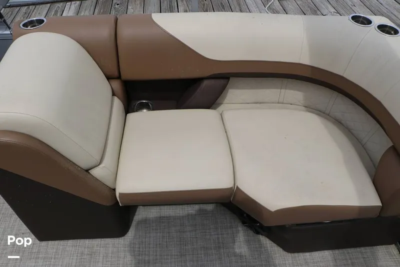 Slide: The Image of Lowe SS 230WT 2024 - 16325133