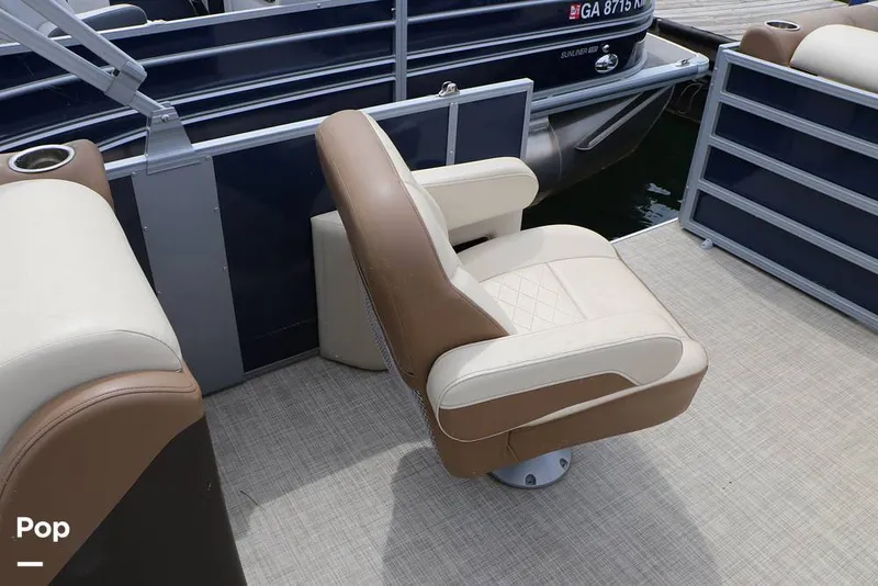 Slide: The Image of Lowe SS 230WT 2024 - 16325135