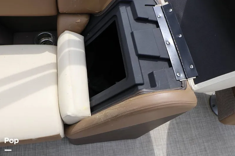 Slide: The Image of Lowe SS 230WT 2024 - 16325150