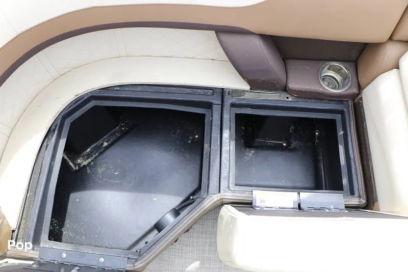 Slide: The Image of Lowe SS 230WT 2024 - 16325151